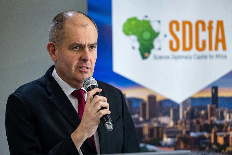 Daan du Toit, DSTI Deputy Director-General, highlighted government initiatives to implement the White Paper and Decadal Plan.